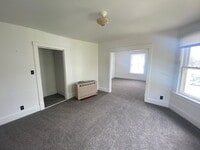 Building Photo - BOU1712