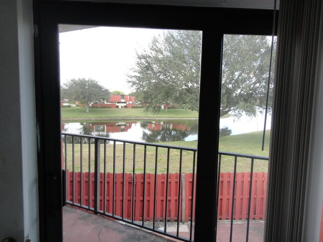 Building Photo - 3679 Victoria Dr