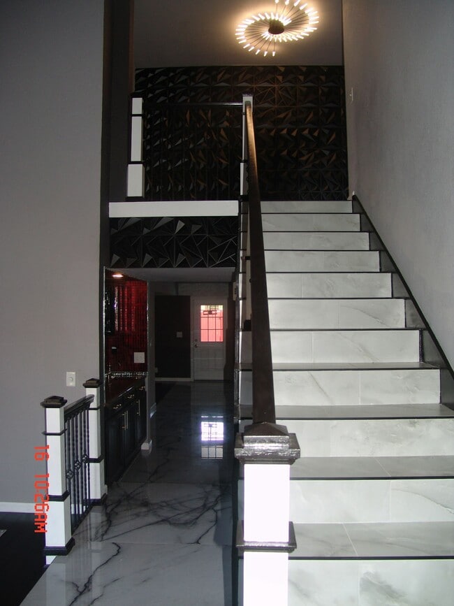 Building Photo - 931 E Morningstar Ln