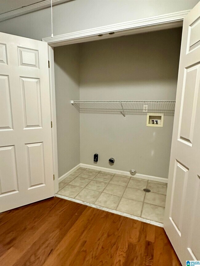 Building Photo - 525 Hackberry Ridge Cove