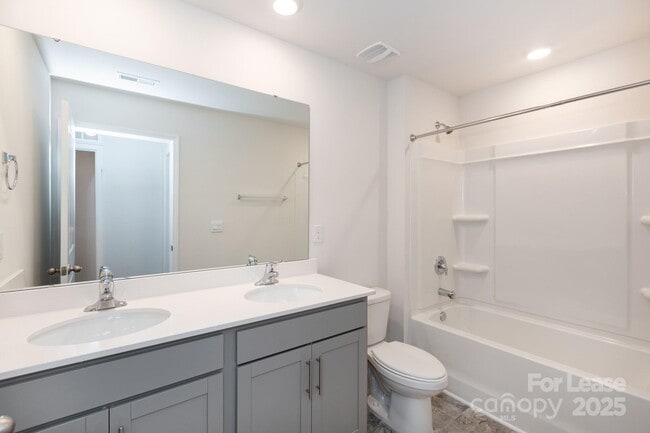 Building Photo - 2125 Allium Dr