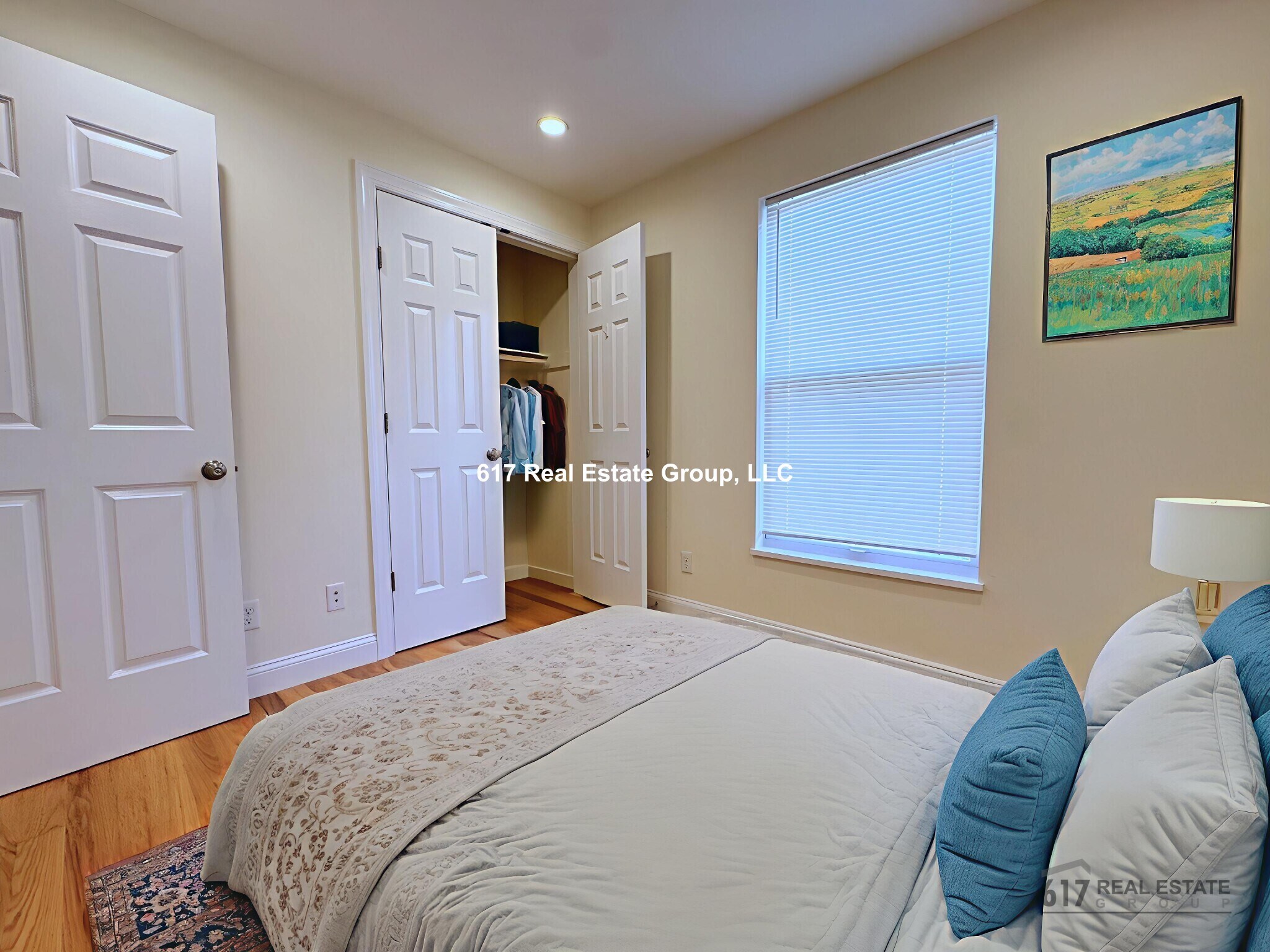 Building Photo - 379 Harvard St