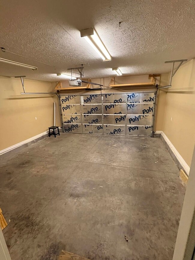 Building Photo - 344 Paddle Wheel St