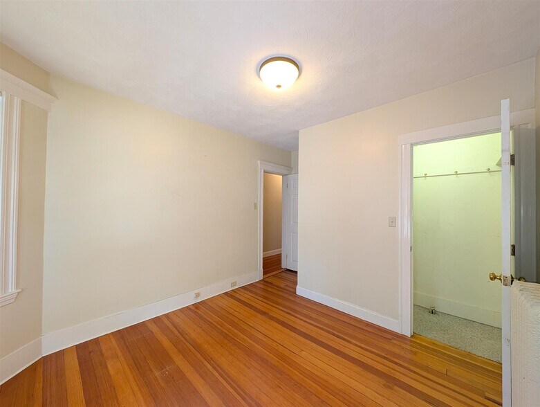 Building Photo - 79 Conwell Ave