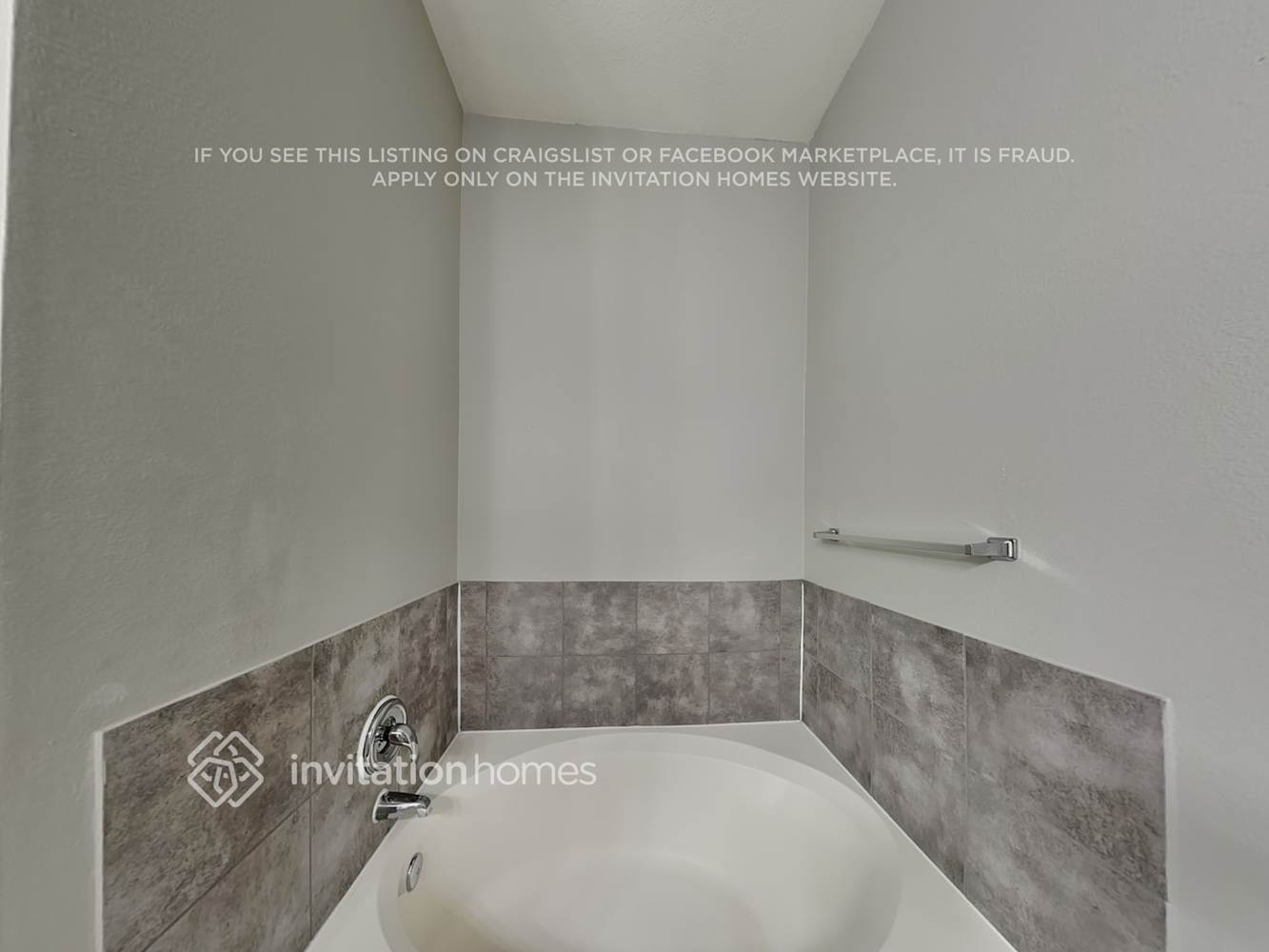 Building Photo - 8520 Muir Dr