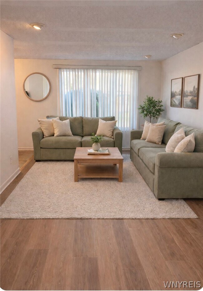 Building Photo - 141 Draden Ln