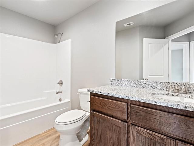 Building Photo - 120 Abbey Park Ct