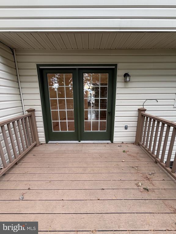 Building Photo - 218 Tudor Dr