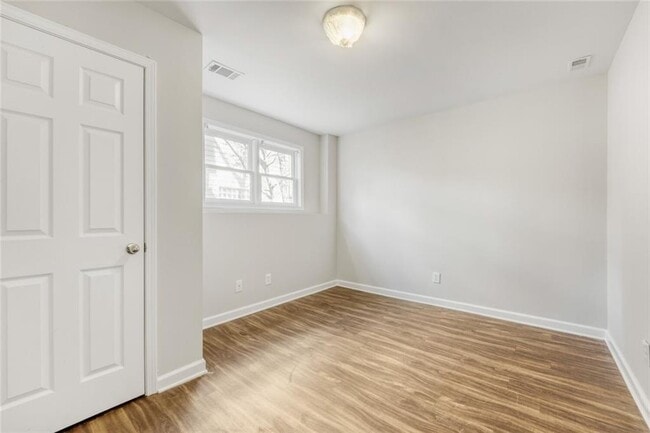 Building Photo - 115 Nesbit Ridge Dr