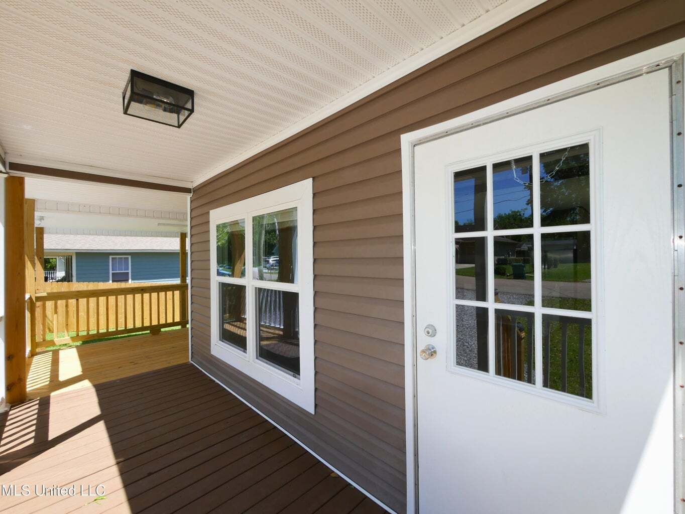 Building Photo - 10731 Lilinoe Way