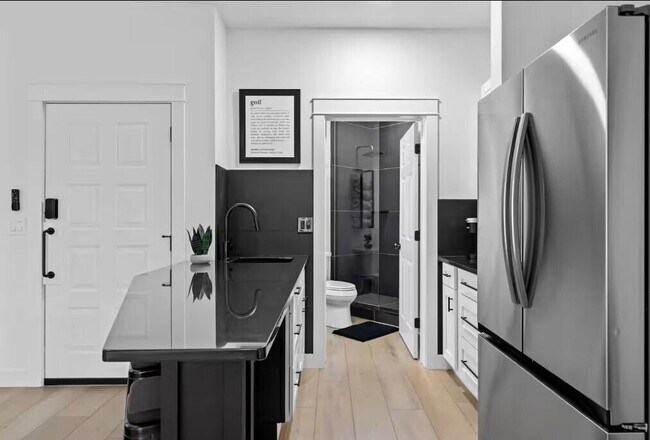 Building Photo - 9843 Perfect Dr