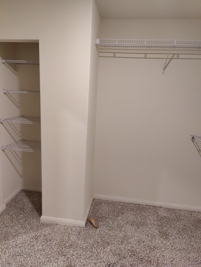 Building Photo - 2038 Wooley Way