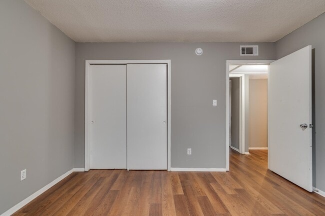 Building Photo - 3646 Spottswood Ave