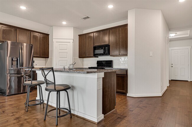 Building Photo - 30280 Kingston Heath Dr