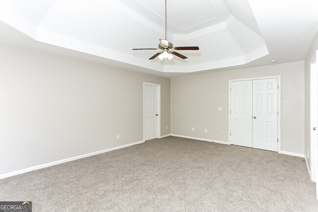 Building Photo - 5118 Upper Elm St