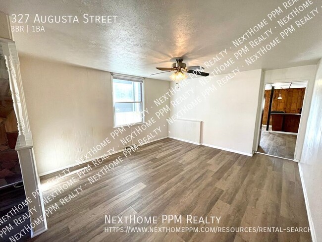 Building Photo - Nicely updated Mt Washington 3 bed house w...