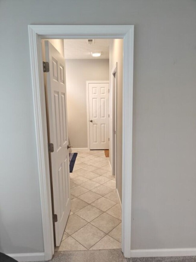 Building Photo - 4332 Foal Dr