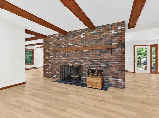 Building Photo - 62 Hearthside Cir