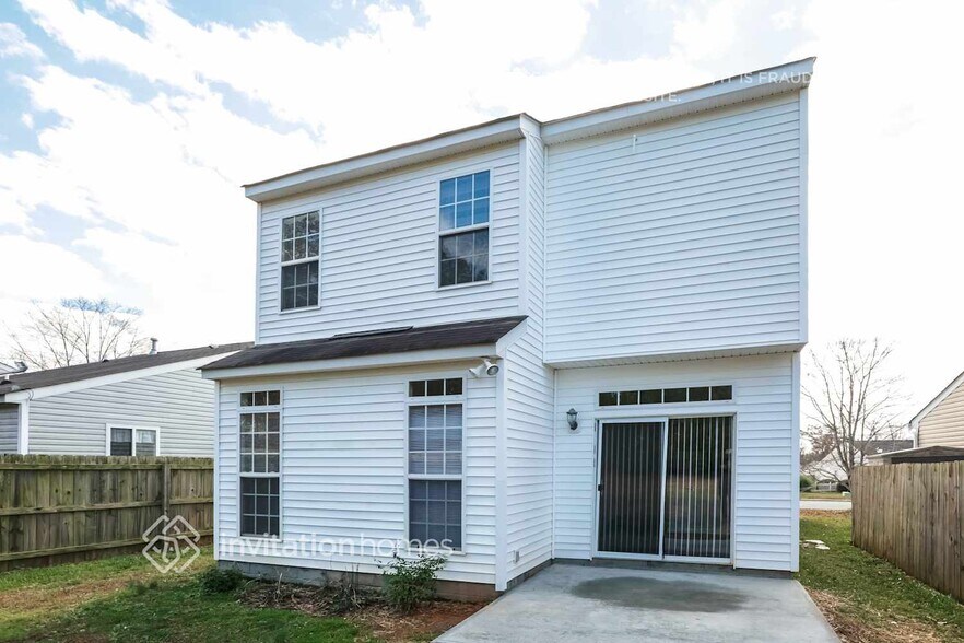 Building Photo - 2003 Salmon River Dr