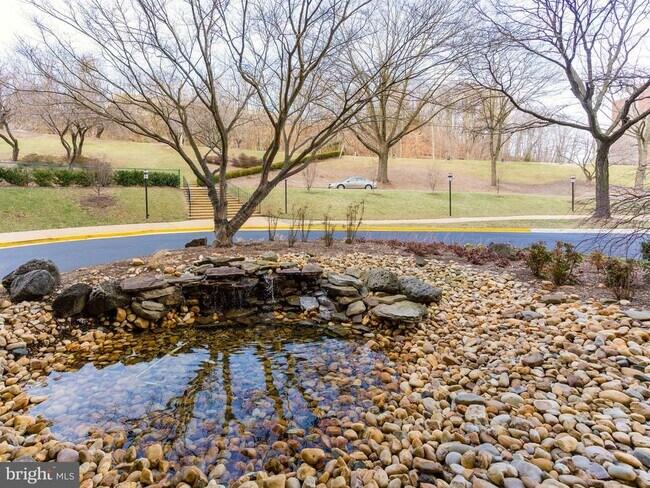 Building Photo - 5500 Holmes Run Pkwy