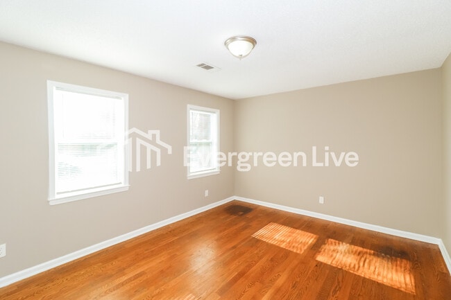 Building Photo - 4654 Chuck Ave