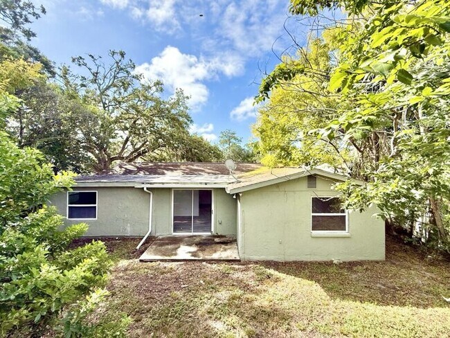 Building Photo - 5707 Quist Dr