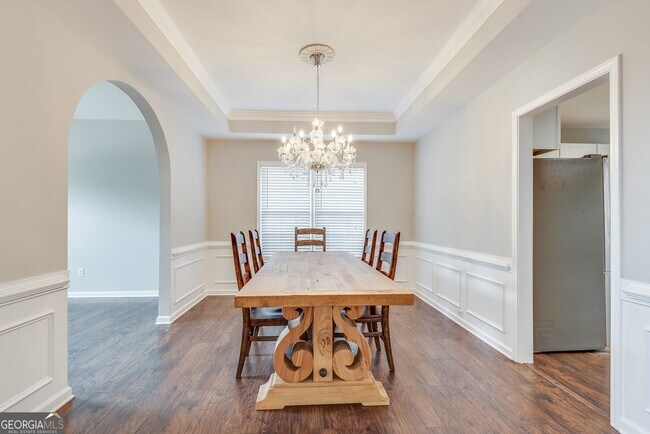 Building Photo - 6515 Fairgreen Dr