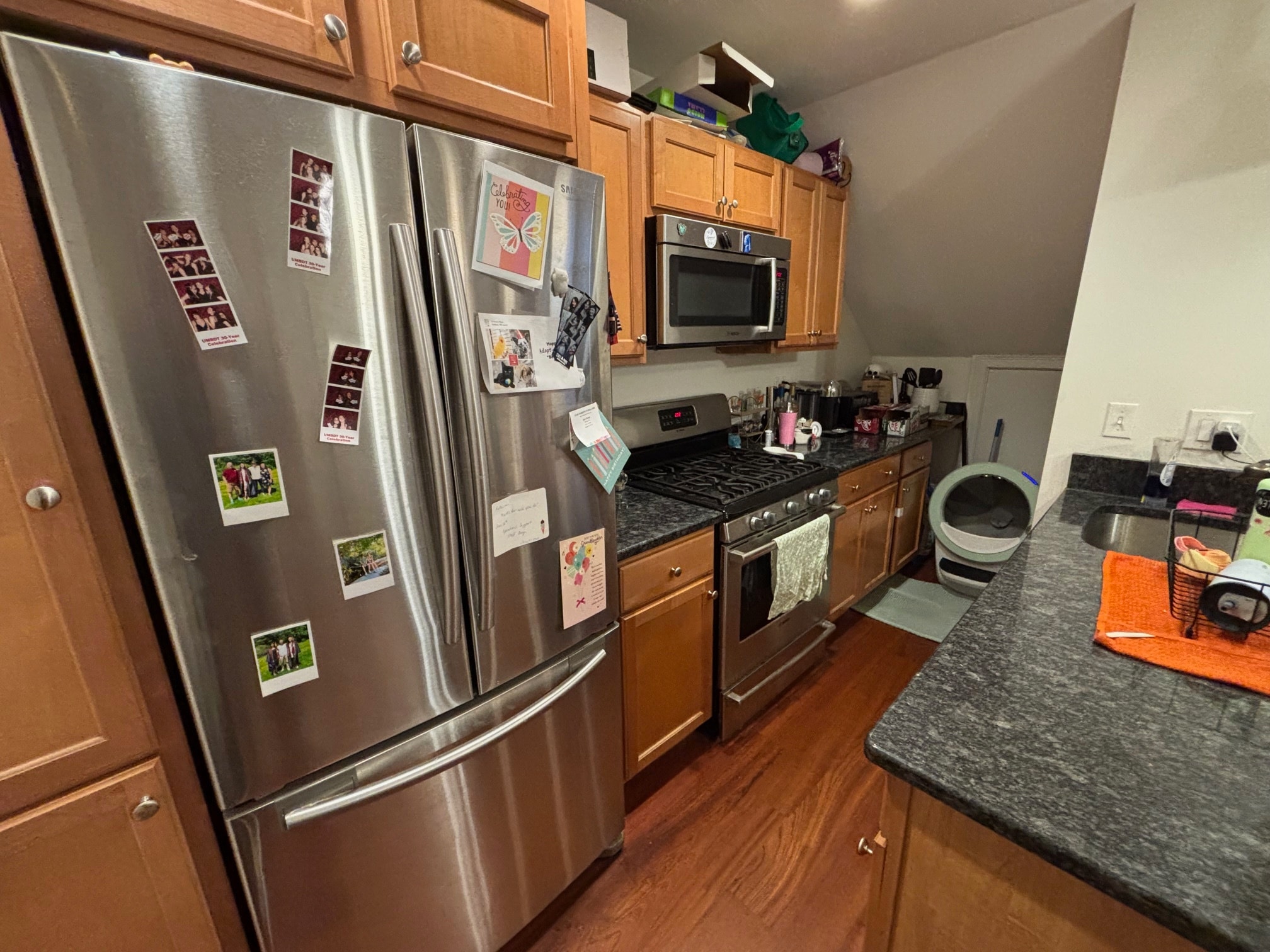 Building Photo - 8 Grove St