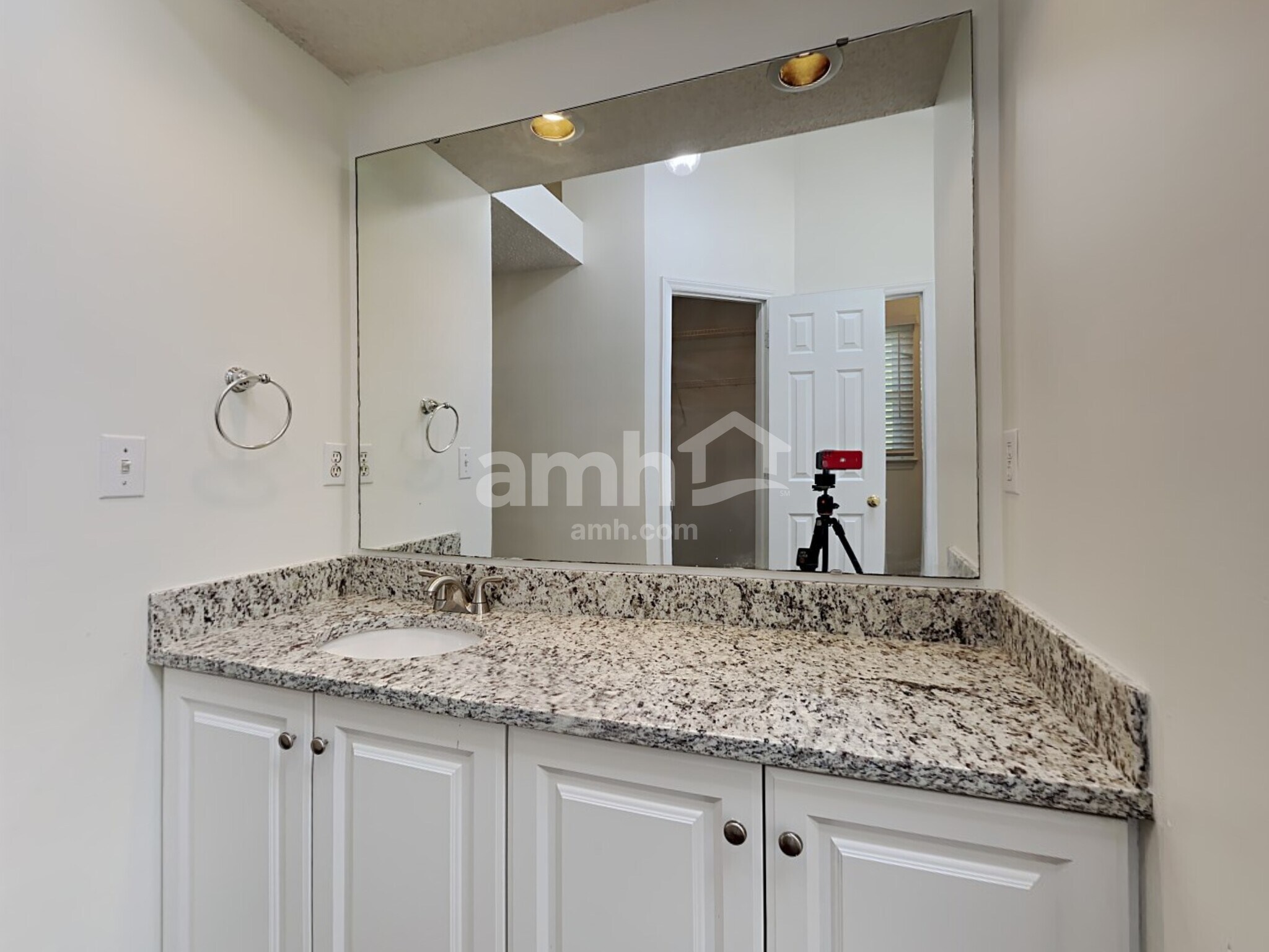 Building Photo - 8600 Morgan Run Ct