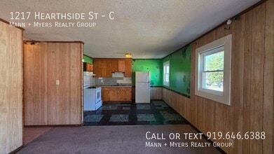 Building Photo - 1217 Hearthside St