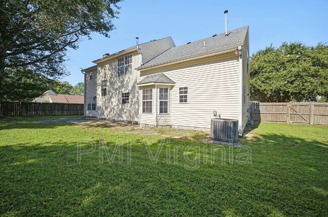 Building Photo - 1213 Ruxton Ct