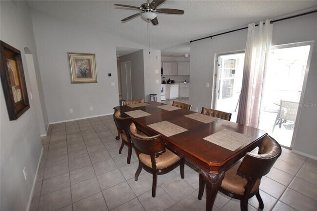 Building Photo - 7706 Indian Ridge Trail S