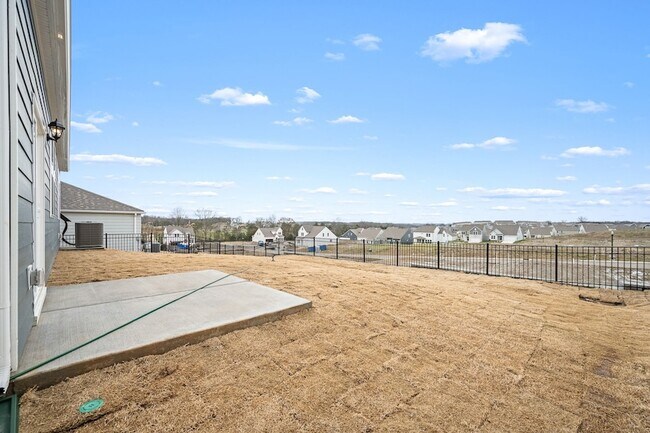 Building Photo - 1510 Mountain View Dr