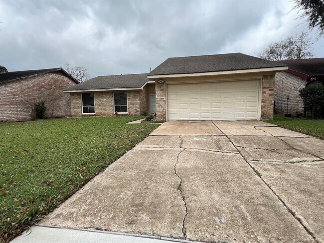 Building Photo - 10011 Sageorchard Ln