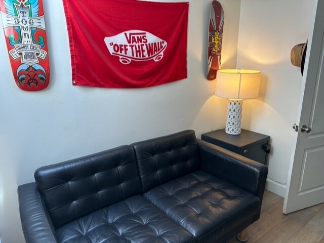 Building Photo - 205 41st St