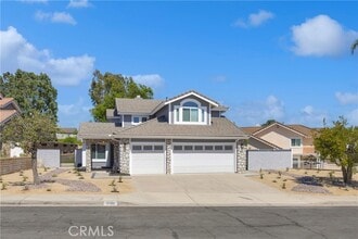 Building Photo - 5700 Torrey Pine Pl