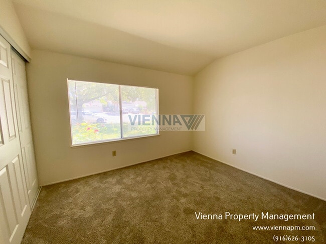 Building Photo - 3309 Huntsman Dr