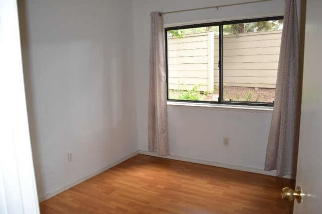 Building Photo - 1420 Foothill Meadows Ct