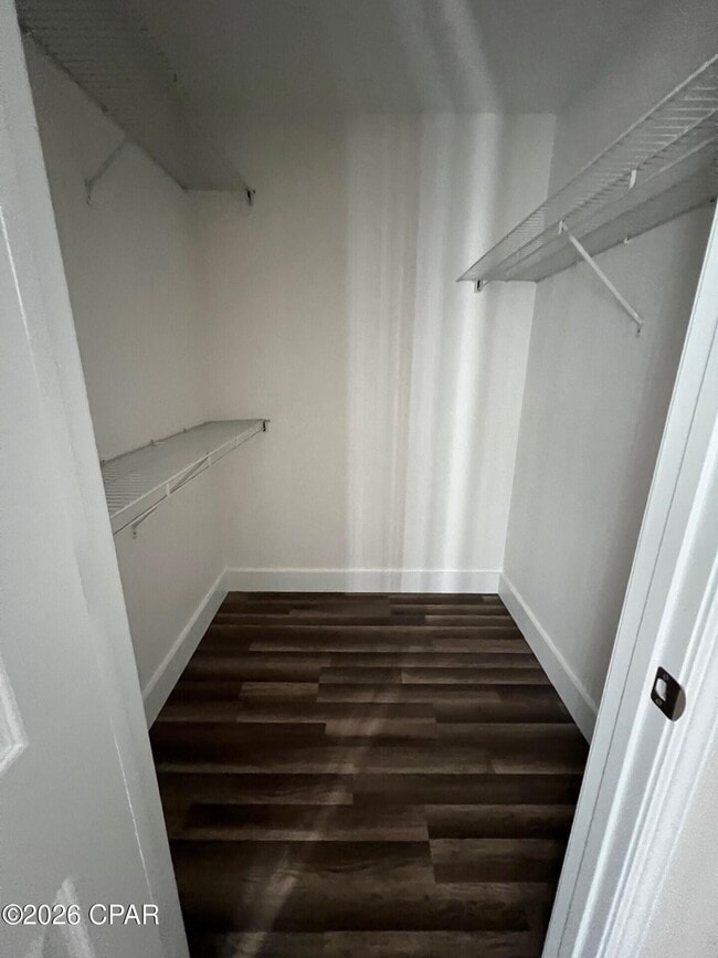 Building Photo - 2607 Lagoon Knoll Dr