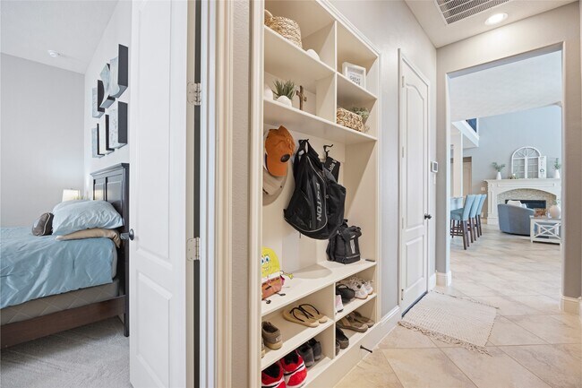 Building Photo - 16817 W Caramel Apple Trail