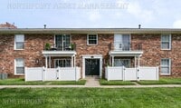 Building Photo - A charming 2 beds and 2 bath at Westmar Te...