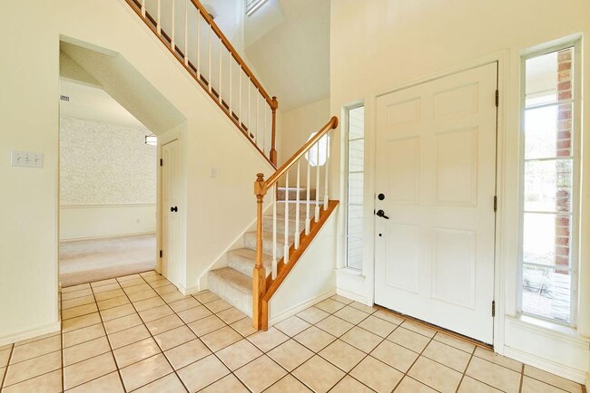 Building Photo - 10905 Galleria Cove