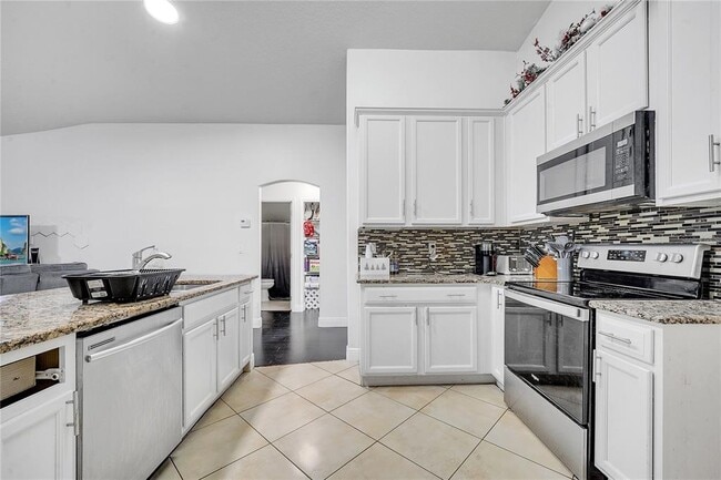 Building Photo - 639 Mesilla Dr