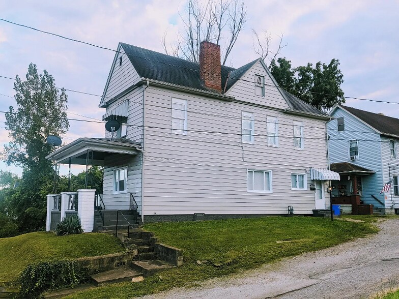 Building Photo - 602 Pearson St