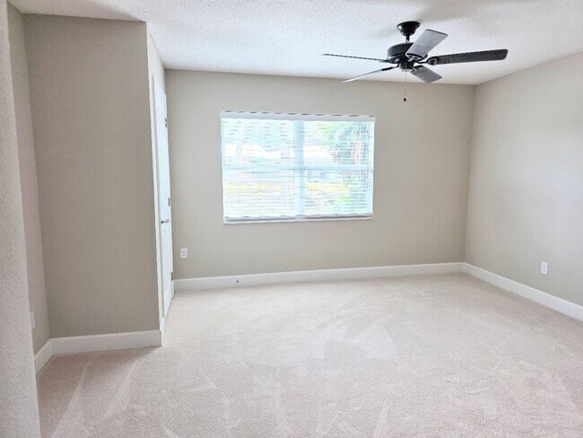 Building Photo - 11612 W Kingfisher Ct