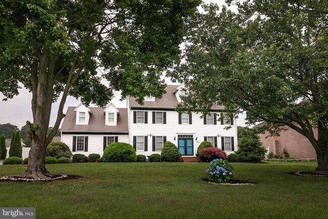 Building Photo - 5444 E Nithsdale Dr