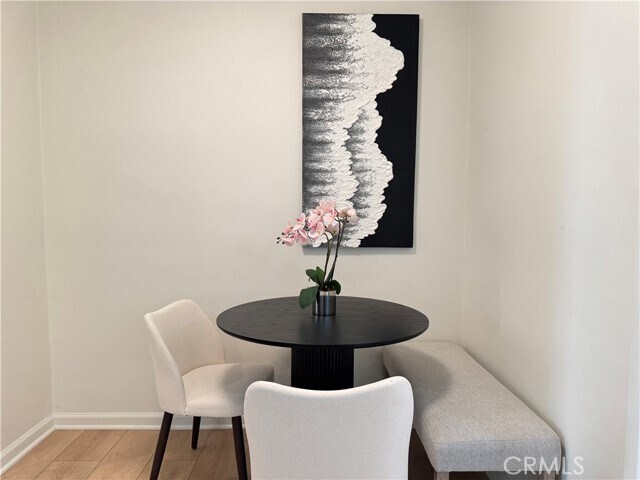 Building Photo - 251 N Oakland Ave