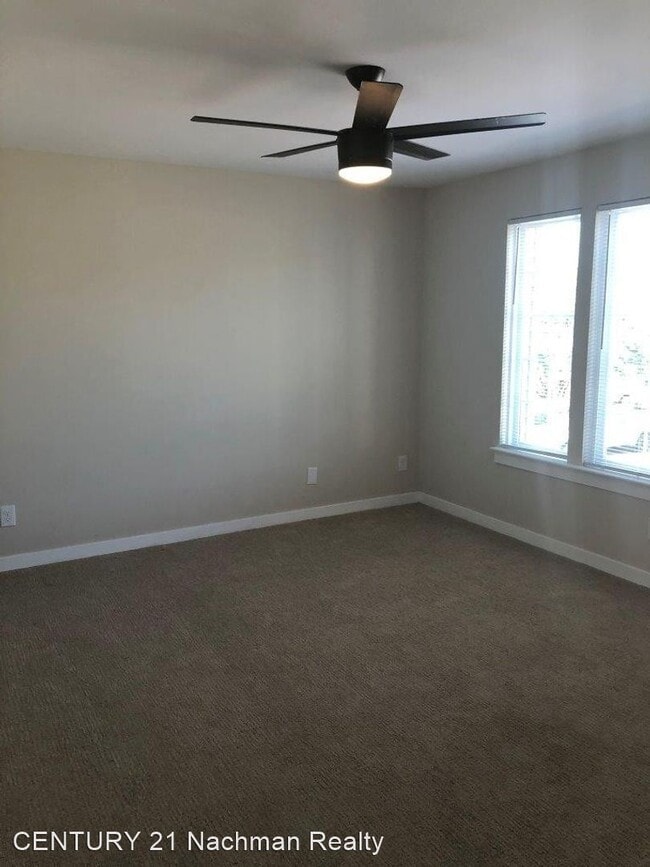 Building Photo - 2 br, 2 bath House - 214 B Dockside Drive