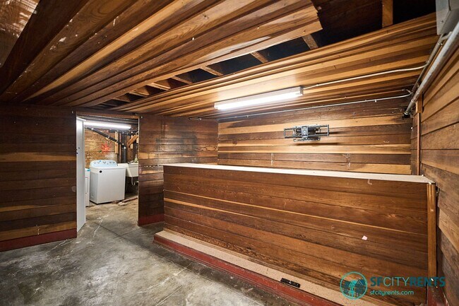 Building Photo - Bernal/St Mary's: Rare Remodeled Cottage w/ Washer/Dryer, Patio & Storage