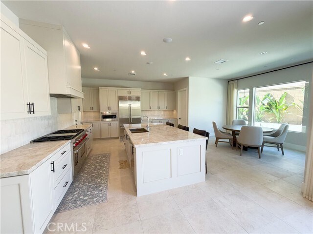 Building Photo - 115 Mossvine